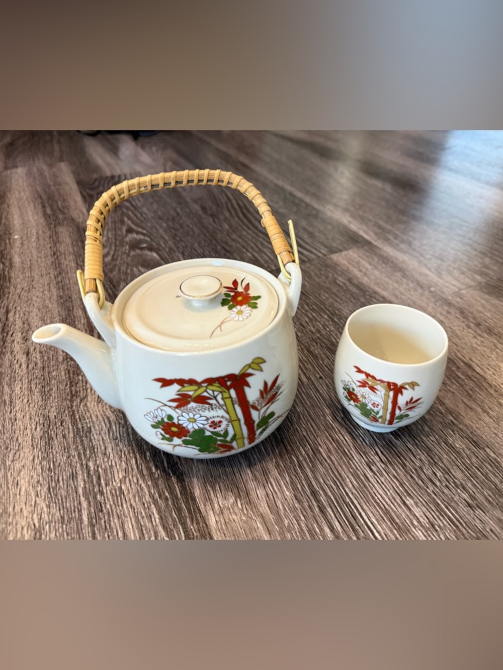 Vintage Japanese teapot and teacup set
